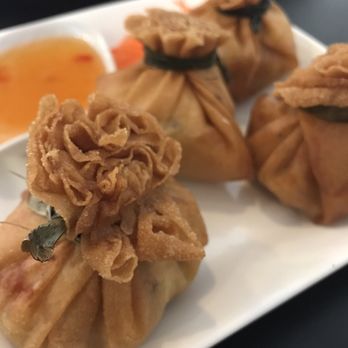 9 Thai Restaurant - Looks delicious from the outside, however, purely frozen mixture on the inside if that's your cup of tea - Thai Near Me - Denver, Colorado