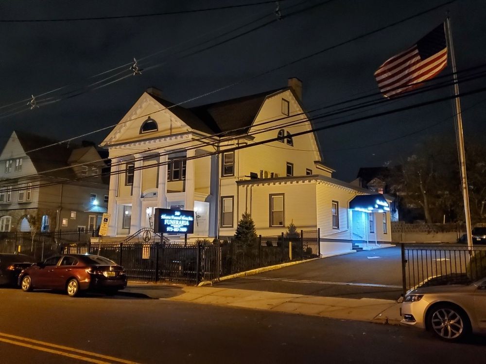 Alvarez Funeral Home - veterans service organization in Newark, NJ