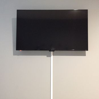 TV Guy Jay - Plastic cover is now in the middle and I like it so much better! Thanks Jay and Bobby - Home Theatre Installation Near Me - Los Angeles, California