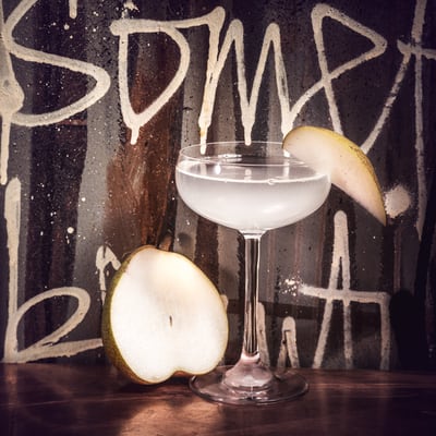Chinaski Studio & Bar by null