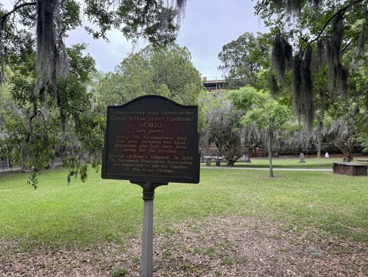 Colonial Park Cemetery by null