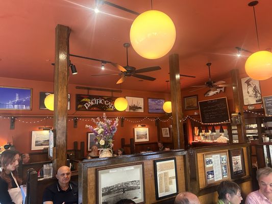 Pacific Cafe by null