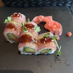 NAKAMA - Tuna Fire Roll