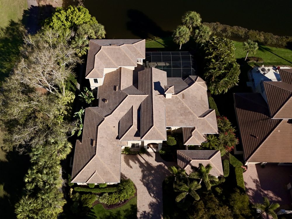 Slide of Polaris Roofing