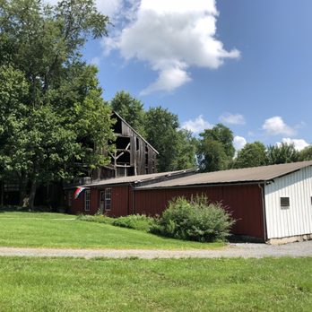 Village Winery - Wineries Near Me - Waterford, Virginia Village Winery - Wineries Near Me - Waterford, Virginia