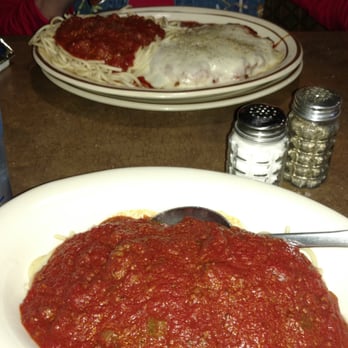 Alibi - Looks great but the sauce was too sweet for our enjoyment. - Pizza Near Me - Troy, Michigan