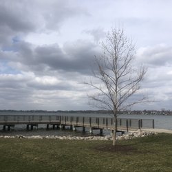 Pavillion Shore Park