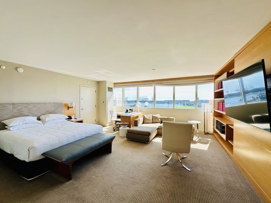 Hyatt Regency Long Beach by null