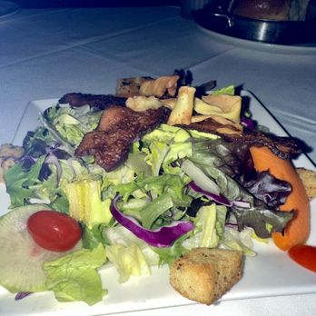 Del Frisco's Double Eagle Steakhouse - House salad - Steakhouses Near Me - Pittsburgh, Pennsylvania Del Frisco's Double Eagle Steakhouse - House salad - Steakhouses Near Me - Pittsburgh, Pennsylvania