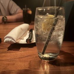 The Keg Steakhouse + Bar - 7up with lemon