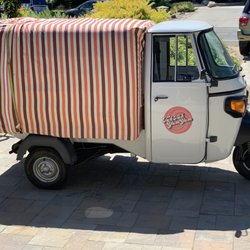 TukTuk YumYum Frozen Yogurt