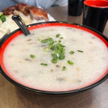 King's Kitchen - a bowl of soup and a sandwich - Chinese Near Me - New York, New York