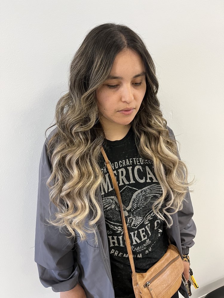 BEAUTY BAR HAIR SALON Updated September 2024 847 S Main St, Salinas