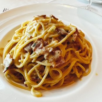 Al Porto - Italian Near Me - Vancouver, British Columbia
