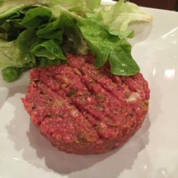 L'Entracte Gaîté - Steak Tartare. Yum Yum - Bars Near Me - Paris, 75