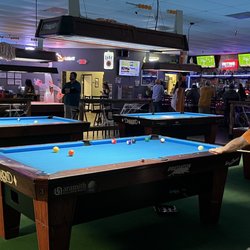 Peyton's Place - Pool tournament