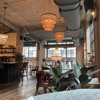 The Allis - Part of the dining hall - Lounges Near Me - Chicago, Illinois