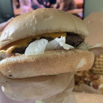 Eats Burgers - tucking into a classic Eats burger, pairs well with the Sopranos - Burgers Near Me - Fredericksburg, Virginia
