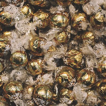 Import Coffee Company - Lindt Chocolates - Coffee & Tea Near Me - Buenos Aires, C Import Coffee Company - Lindt Chocolates - Coffee & Tea Near Me - Buenos Aires, C