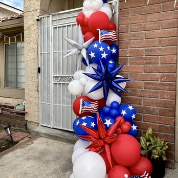 Soiree Balloons - Bold, festive, and full of American spirit! Organic Balloon Garland. - Balloon Services Near Me Soiree Balloons - Bold, festive, and full of American spirit! Organic Balloon Garland. - Balloon Services Near Me