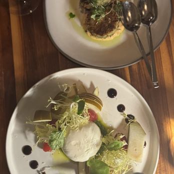 MKT Restaurant and Bar - Burrata salad and crab cake - New American Near Me - San Francisco, California