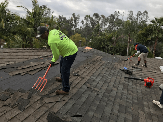 Slide of Gen819 Roofing & Solar