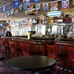 Phil's Sports Bar