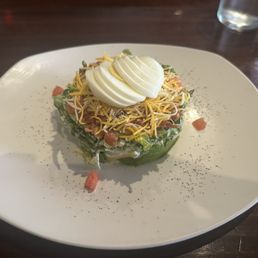 Cobb Salad with cheddar instead of blue cheese. Yum! Cobb Salad with cheddar instead of blue cheese. Yum!