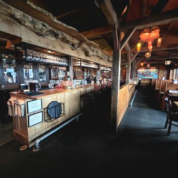 McMenamins Kalama Harbor Lodge - Restaurant and lounge - Hotels Near Me - Kalama, Washington McMenamins Kalama Harbor Lodge - Restaurant and lounge - Hotels Near Me - Kalama, Washington