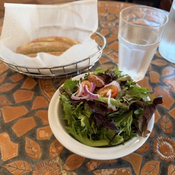 Marcella's Lasagneria - side salad and bread served with lasagna - Italian Near Me - San Francisco, California Marcella's Lasagneria - side salad and bread served with lasagna - Italian Near Me - San Francisco, California