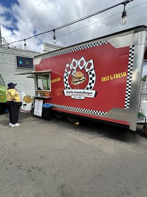 MidCity SmashedBurger @ Level Beer: Level 3 Buckman Kerns by null MidCity SmashedBurger @ Level Beer: Level 3 Buckman Kerns by null