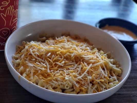 Noodles and Company by null