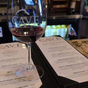Oak Mountain Winery - Wine tasting - Wineries Near Me - Temecula, California