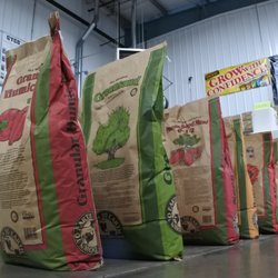 Hefty Harvest - Natural and Organic amendments available in small boxes and big bags!