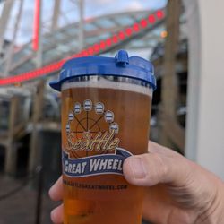 The Seattle Great Wheel - Beer available while you're waiting in line