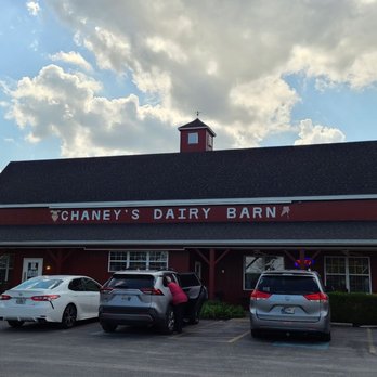 Chaney's Dairy Barn - cars parked outside - Ice Cream & Frozen Yogurt Near Me - Bowling Green, Kentucky Chaney's Dairy Barn - cars parked outside - Ice Cream & Frozen Yogurt Near Me - Bowling Green, Kentucky