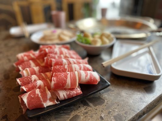 Shoo Loong Kan Hotpot by null