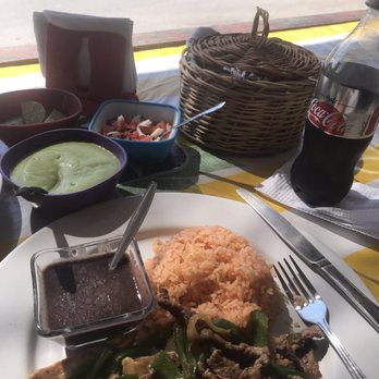 Cosme's Taqueria - My fajita lunch! - Mexican Near Me - Cancún, ROO Cosme's Taqueria - My fajita lunch! - Mexican Near Me - Cancún, ROO