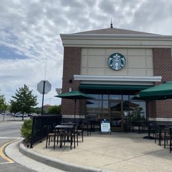Starbucks - Exterior