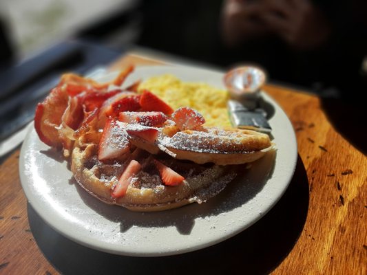 Mama's Egg House by null