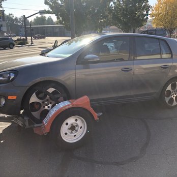 Alic Motors - Another shot of the car having to be towed out of the gym parking lot after the engine blew. - Car Dealers Near Me - Boise, Idaho Alic Motors - Another shot of the car having to be towed out of the gym parking lot after the engine blew. - Car Dealers Near Me - Boise, Idaho
