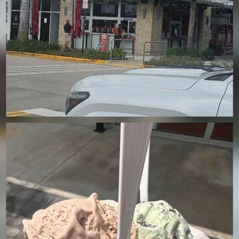 Bruster's Real Ice Cream - Front of BRUSTER'S ICECREAM shop in top picture & my friends ICECREAM bowl. - Ice Cream & Frozen Yogurt Near Me - Golf, Florida
