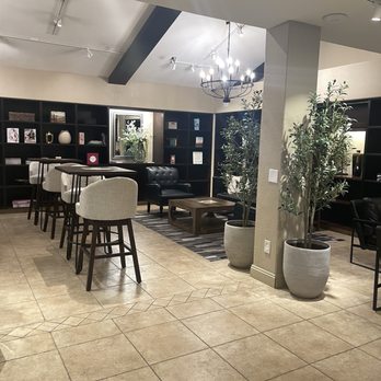 Charleston Peak Winery - Good atmosphere - Wine Tasting Room Near Me - Pahrump, Nevada Charleston Peak Winery - Good atmosphere - Wine Tasting Room Near Me - Pahrump, Nevada