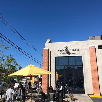 Handlebar Coffee Roasters - Pet-friendly outdoor patio with and without shade - Coffee Roasteries Near Me - Santa Barbara, California