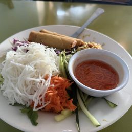 Bún - Vermicelli Noodles Salad Bún - Vermicelli Noodles Salad