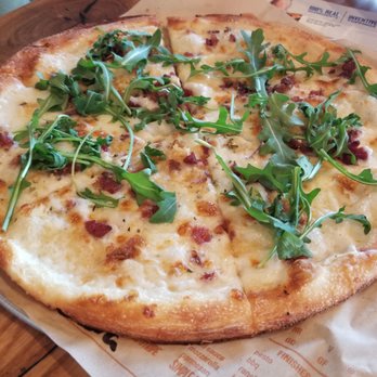 Blaze Pizza - White Top Pizza - Pizza Near Me - Porterville, California