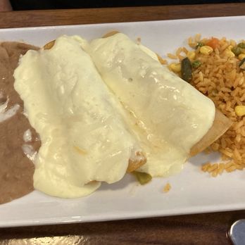 Hermano’s Mexican Restaurant - CHICKEN ENCHILADAS - Mexican Near Me - Allen, Texas Hermano’s Mexican Restaurant - CHICKEN ENCHILADAS - Mexican Near Me - Allen, Texas
