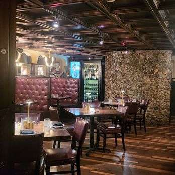 Okeechobee Steak House - Interior - Steakhouses Near Me - West Palm Beach, Florida Okeechobee Steak House - Interior - Steakhouses Near Me - West Palm Beach, Florida