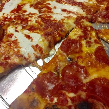 Sam's restaurant - More pizza - Italian Near Me - Brooklyn, New York Sam's restaurant - More pizza - Italian Near Me - Brooklyn, New York