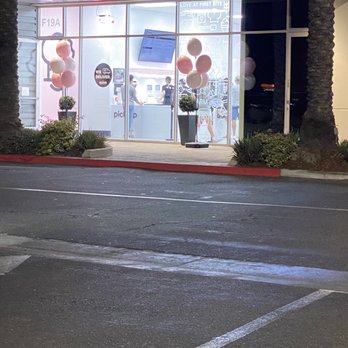 Crumbl - Orange - Never too busy when I've gone - Bakeries Near Me - Orange, California Crumbl - Orange - Never too busy when I've gone - Bakeries Near Me - Orange, California